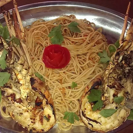 Mango עיר רודוס