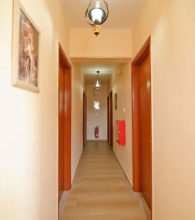 Mango עיר רודוס