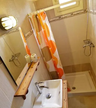 Mango עיר רודוס