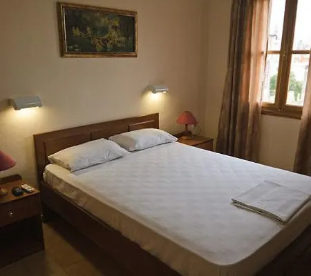 בית הארחה Mango